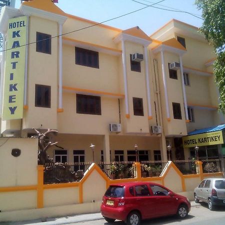Hotel Kartikey Jaipur Eksteriør bilde