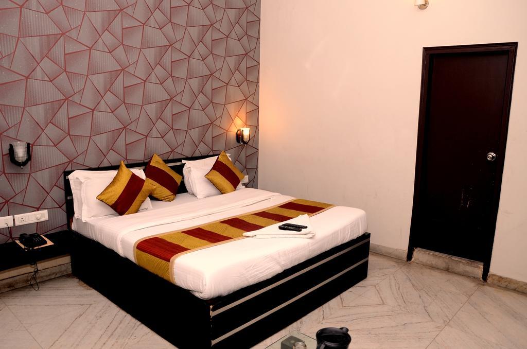 Hotel Kartikey Jaipur Eksteriør bilde