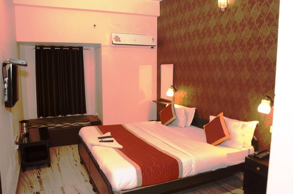 Hotel Kartikey Jaipur Eksteriør bilde