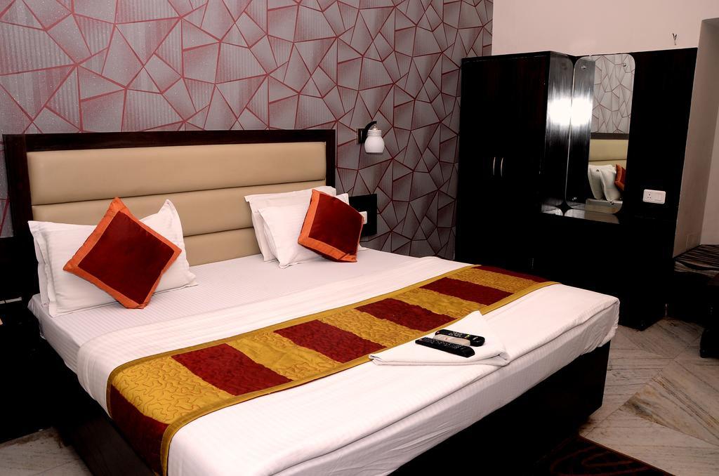 Hotel Kartikey Jaipur Eksteriør bilde